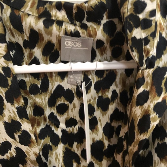 Asos NWT Leopard print blouse - Picture 4 of 4